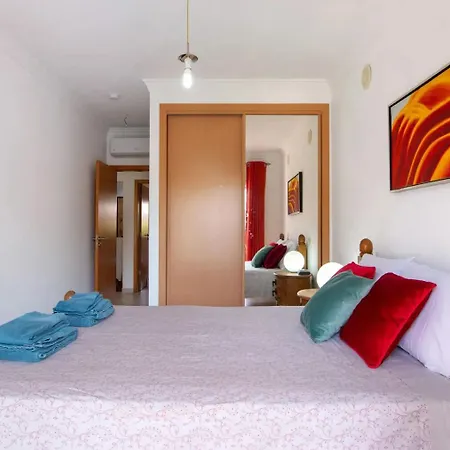 Apartamento T2 Encosta São José By Gabi Miguel