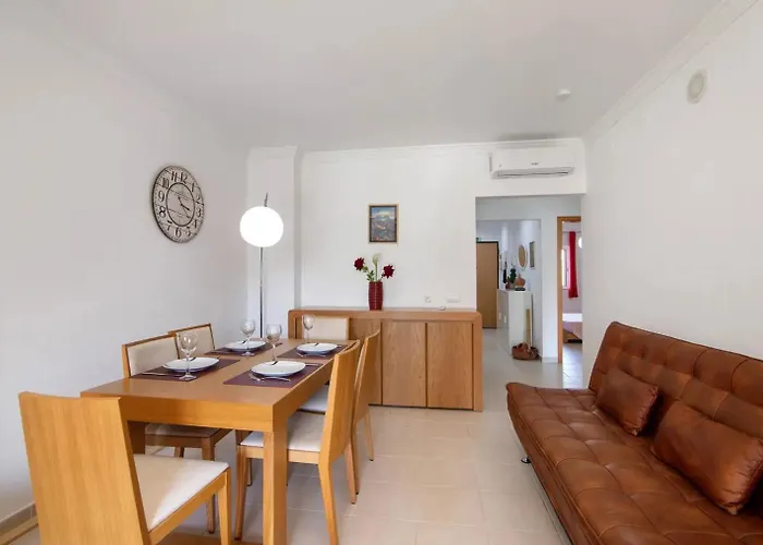 Apartamento T2 Encosta São José By Gabi Miguel *